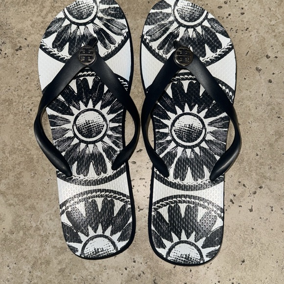 Tory Burch sandals - Picture 3 of 3